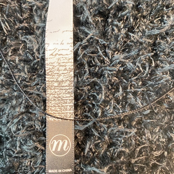 KENSIE BLACK FLUFFY SWEATER MEDIUM PRELOVED Y2K - Picture 7 of 7